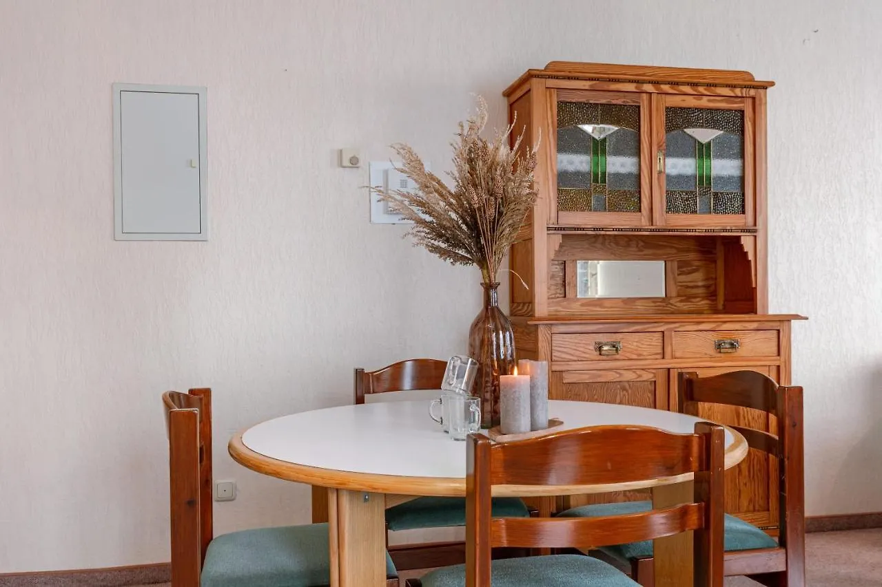 Cosy, Authentic Flat On The Ground Floor And Within Walking Distance From The Sea And The Beach In Mariakerke contacts